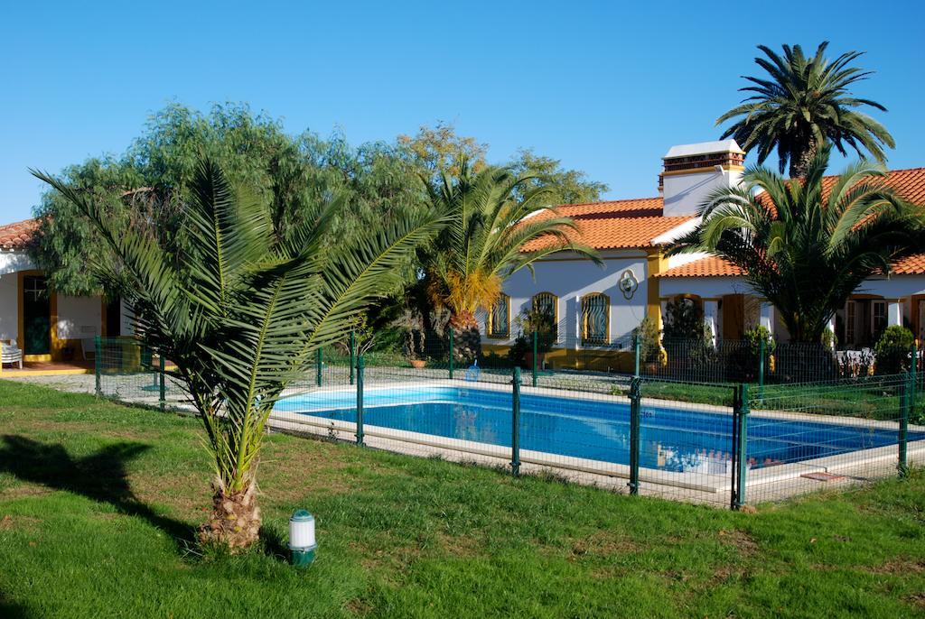 Herdade Da Samarra Hotel Viana do Alentejo Buitenkant foto