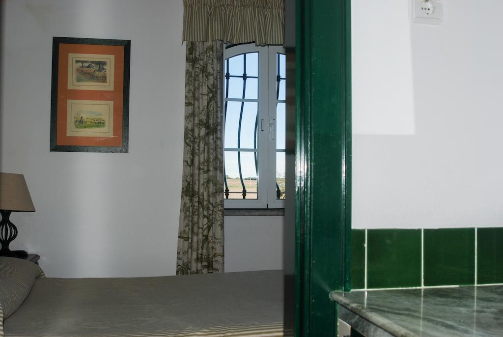 Herdade Da Samarra Hotel Viana do Alentejo Kamer foto